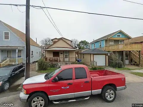 Avenue L, GALVESTON, TX 77550