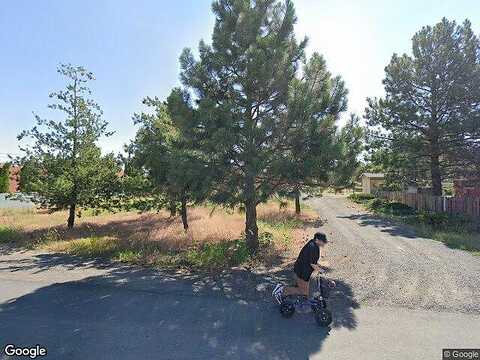 Gracie, BEND, OR 97701
