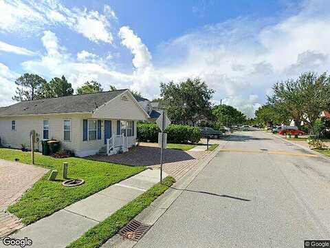 Leawood, NAPLES, FL 34104