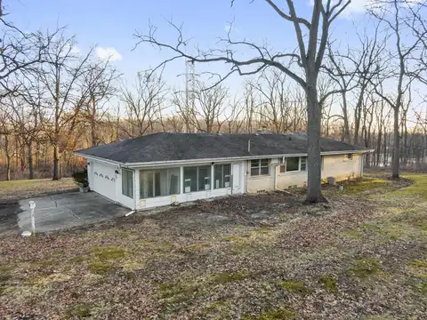 136Th Avenue, Kenosha, WI 53142