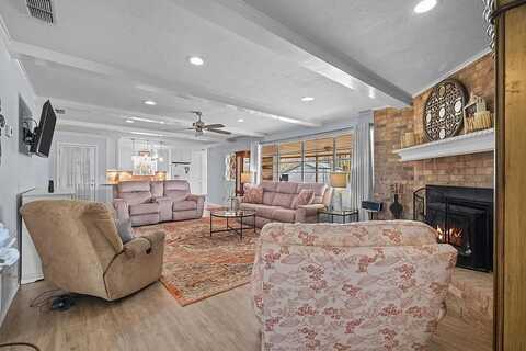 S W 3Rd Street, Mount Enterprise, TX 75681
