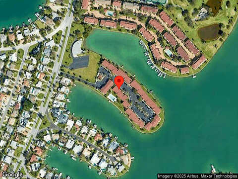 Plaza Seville Court, Treasure Island, FL 33706