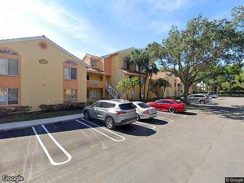 Coral Club Dr, Coral Springs, FL 33071