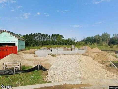 Queens, LAKE ELMO, MN 55042