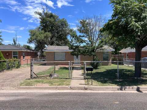 810 Blevins Street, Hereford, TX 79045