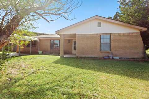 301 Lou Ann, Miami, TX 79059