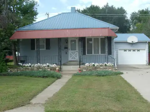 620 S 10th Street, Aberdeen, SD 57401