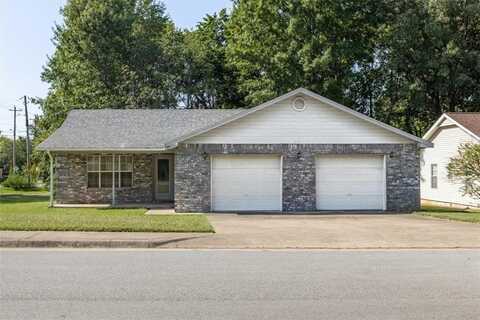 2411 W Megan DR, Fayetteville, AR 72703