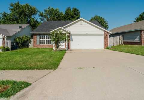 904 Krug RD, Bentonville, AR 72712