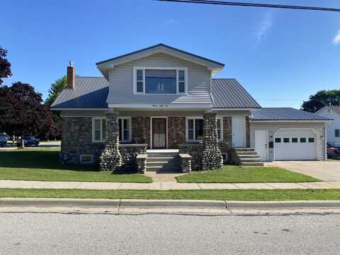 1194 Larke Avenue, Rogers City, MI 49779