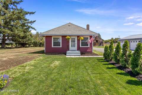 10309 Hughes Rd, Yakima, WA 98903