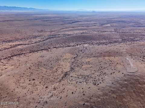 5650 S Butterfield Road, Willcox, AZ 85643