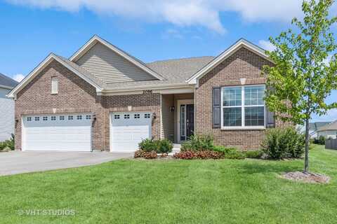 2096 Country Hills Drive, Yorkville, IL 60560
