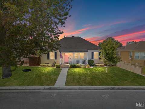 2621 Cedar Street, Bakersfield, CA 93301