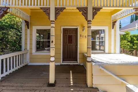 315 E K Street, Benicia, CA 94510