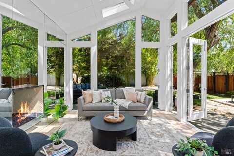 108 Randolph Street, Napa, CA 94559