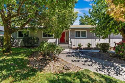 1790 Judson Lane, Santa Rosa, CA 95401