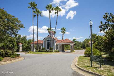 3537 Fox Run Boulevard, Panama City, FL 32408