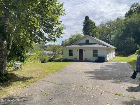 193 South Mountain Rd, Pittsfield, MA 01201
