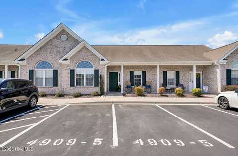 4909 Dreamweaver Court, Southport, NC 28461