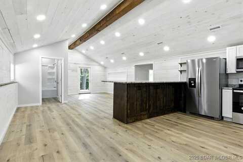 126 Honeysuckle Road, Eldon, MO 65026