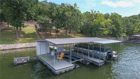 203 DeRail Lane, Roach, MO 65787