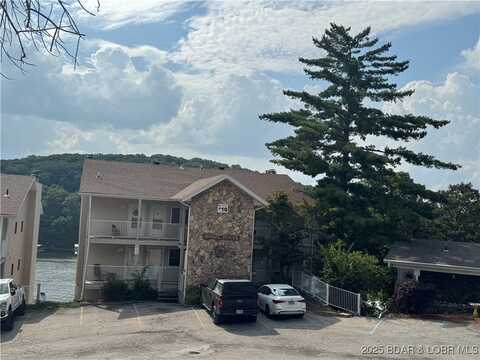 10 Wheelhouse unit: 2A, Lake Ozark, MO 65049