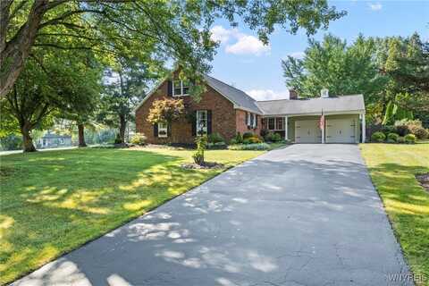 22 Old Farm Road, Orchard Park, NY 14127