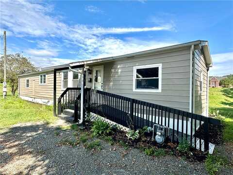 27 Cleveland Street, Addison, NY 14801