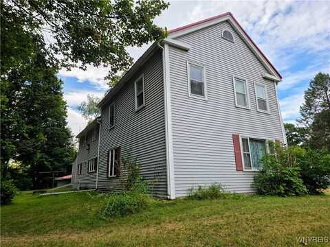 12226 Ridge Road, Ridgeway, NY 14103