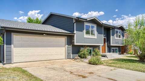 108 W Redwood St W, Gillette, WY 82718
