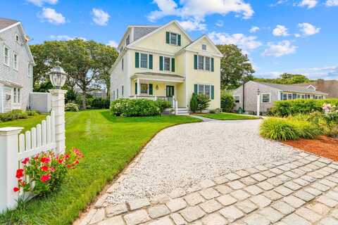 18 Donovan Way, Dennis, MA 02638
