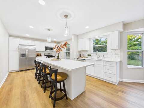 796 Village Park Drive, Powell, OH 43065