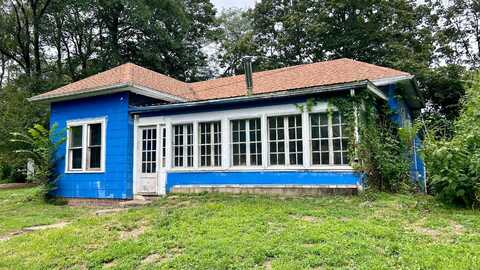 6819 County Rd 68, Corning, OH 43730