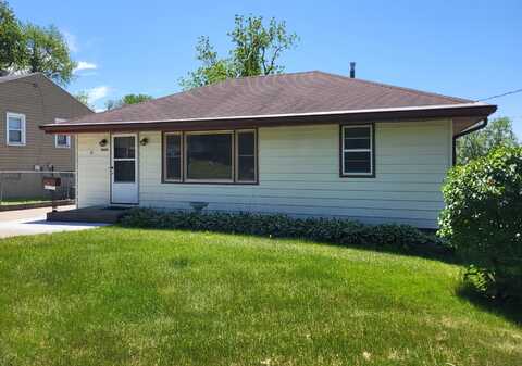 2633 Grandview Avenue, Des Moines, IA 50317