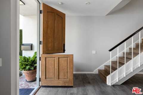 6200 Tapia Dr, Malibu, CA 90265