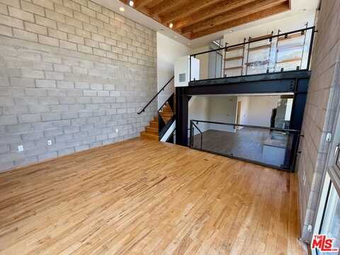 530 N Larchmont Blvd, Los Angeles, CA 90004