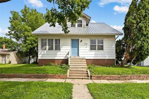 118 W Buckeye Street, Monticello, IA 52310