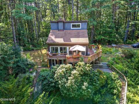 61 Park Place, Kinderhook, NY 12184