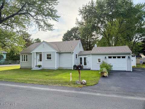 20 Eastern Avenue, Colonie, NY 12189
