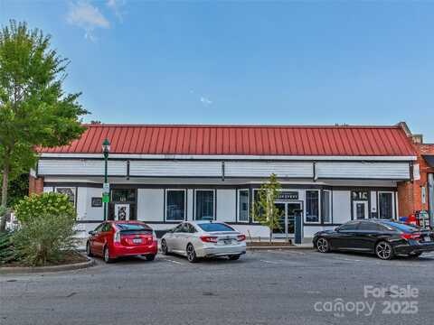 125 & 127 S Main Street, Hendersonville, NC 28792