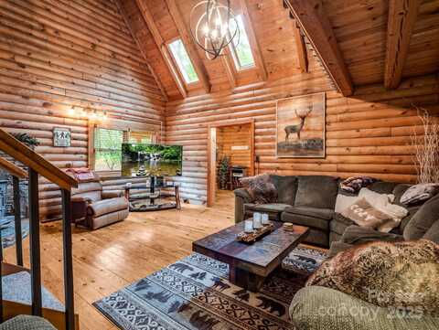 1040 Soquili Drive, Brevard, NC 28712