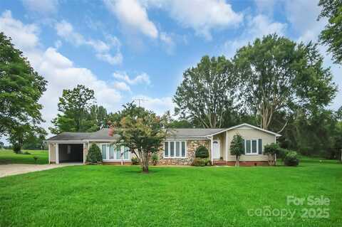 6316 Hill Gates Trail, Cherryville, NC 28021
