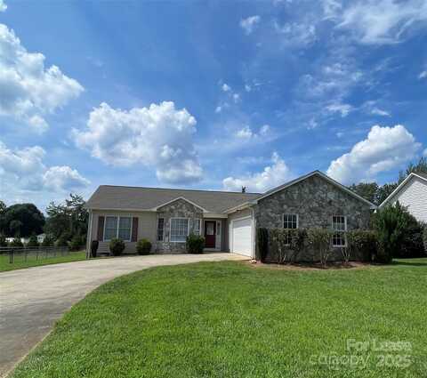 1444 Farmington Hills Drive, Conover, NC 28613