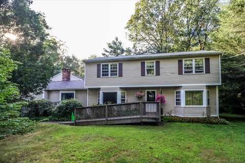 18 Skating Pond Road, Trumbull, CT 06611