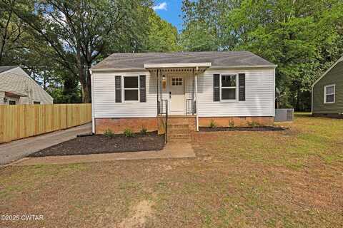 152 Summar Drive, Jackson, TN 38301