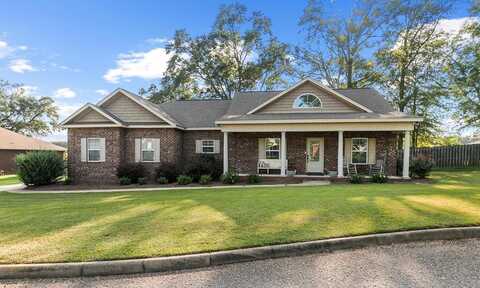 325 Willow Oaks Drive, Headland, AL 36345