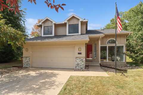 2729 Meadow Point Court, West Des Moines, IA 50265