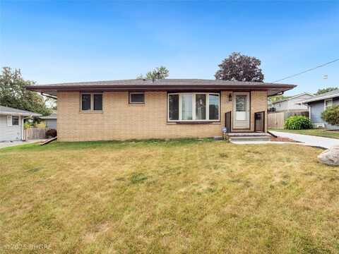 2719 E Tiffin Avenue, Des Moines, IA 50317