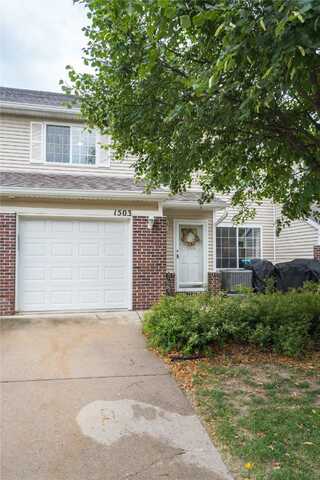 5221 Village Run Avenue unit: 1503, Des Moines, IA 50317
